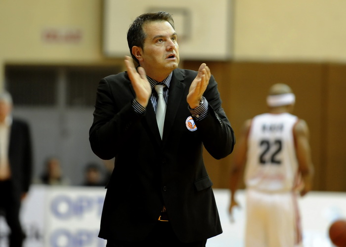 Sibenik, 240212.
Dvorana Baldelin.
Utamica 18 kola  A1 lige Jolly JBS Sibenik -Zadar.
Na slici: Hrvoje Vlasic trener.
Foto: Niksa Stipanicev / CROPIX