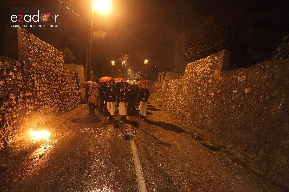 Bibinje: Tradicionalna procesija s Križem na Veliki Petak