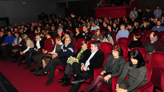 Zadar, 14.02.2013. snimio: Nenad Marčev
Kantautor i šansonjer
IBRICA JUSIĆ
Koncert povodom Valentinova
Dvorana HNK Zadar Zadar, 14.02.2013. snimio: Nenad Marčev
Kantautor i šansonjer
IBRICA JUSIĆ
Koncert povodom Valentinova
Dvorana HNK Zadar