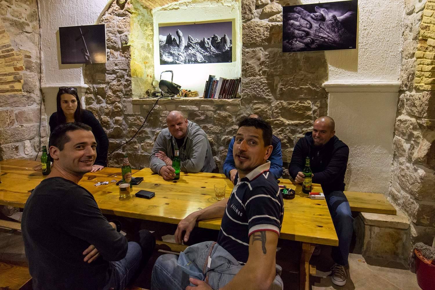 Otvorenje izložbe fotografija Mladena Radolovića Mrlje u PD Paklenica Otvorenje izložbe fotografija Mladena Radolovića Mrlje u PD Paklenica