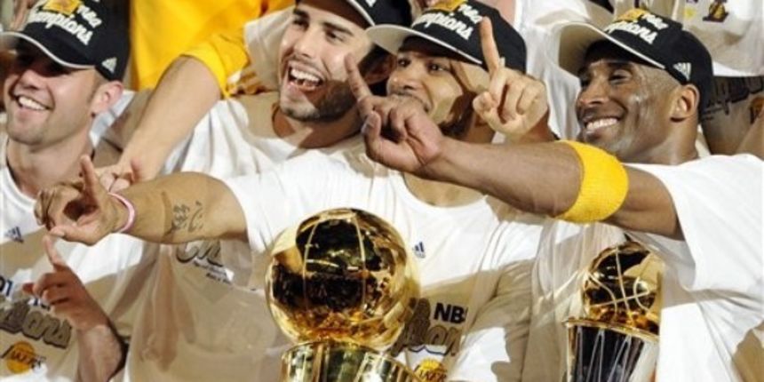 LA Lakers, prvaci NBA lige u sezoni 09/10, foto: daylife.com LA Lakers, prvaci NBA lige u sezoni 09/10, foto: daylife.com