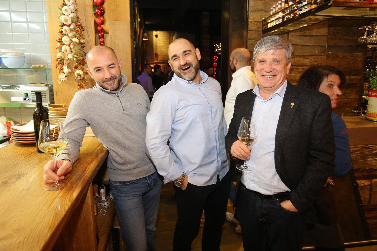 Prezentacija i degustcija Vina DEGARRA & Rakija Mashtel