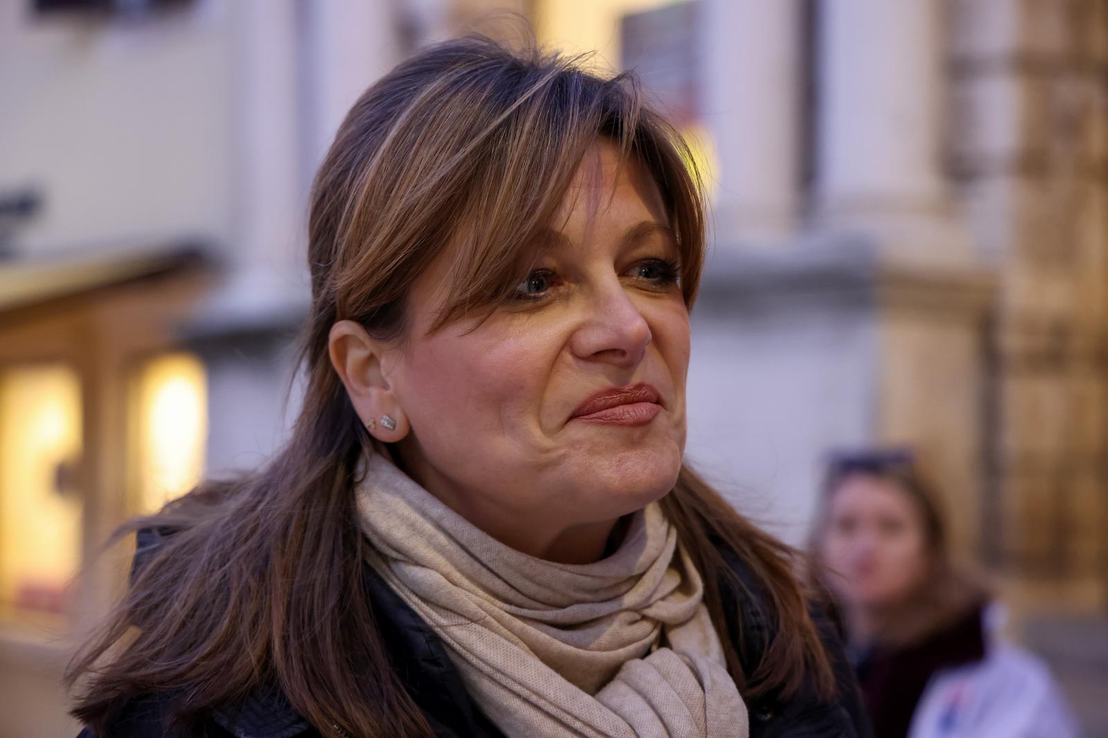 Vidović Krišto na Narodnom trgu prikuplja potpise za predsjedničku kandidaturu