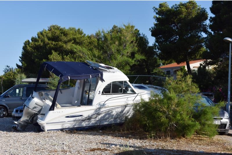 Pijan gliserom izletio na šibensku plažu Jadrija