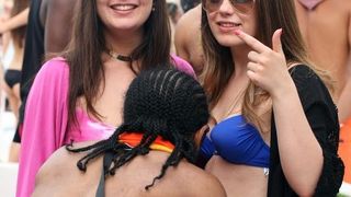 Zrće: Drugi dan Hideout festivala privukao je mnogobrojnu publiku na after beach party, Photo: Luka Stanzl/PIXSELL Zrće: Drugi dan Hideout festivala privukao je mnogobrojnu publiku na after beach party, Photo: Luka Stanzl/PIXSELL