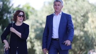 Kandidat za gradonačelnika Marko Vučetić i kandidat za župana Božidar Longin izašli na birališta Kandidat za gradonačelnika Marko Vučetić i kandidat za župana Božidar Longin izašli na birališta