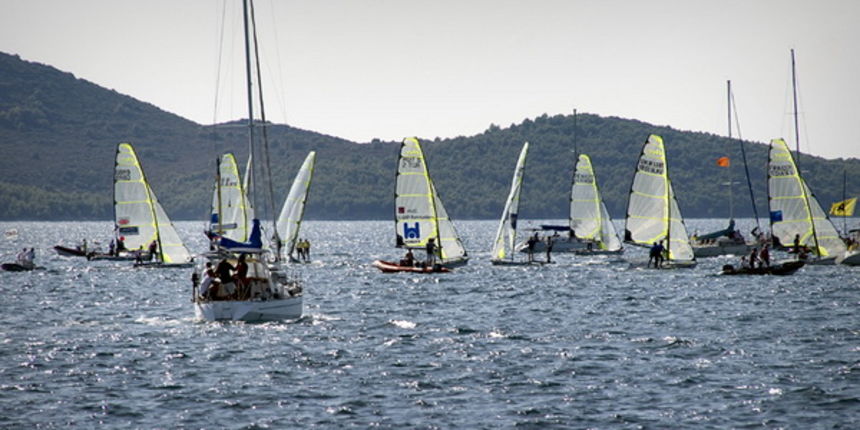 Jedrenje: Medal race s gledan s rive