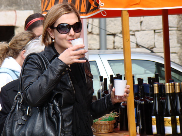 Humanitani uskrsni konvoj Zadar – Oklaj