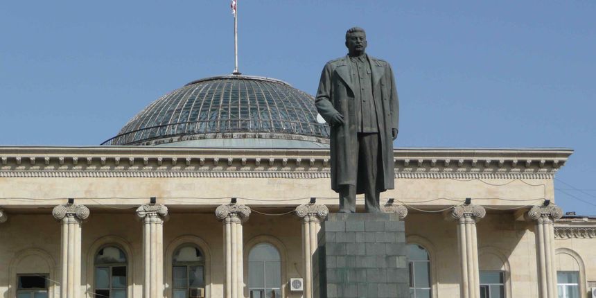 Staljinov spomenik u njegovom rodnom gradu Goriju (Foto: google.co.uk) Staljinov spomenik u njegovom rodnom gradu Goriju (Foto: google.co.uk)