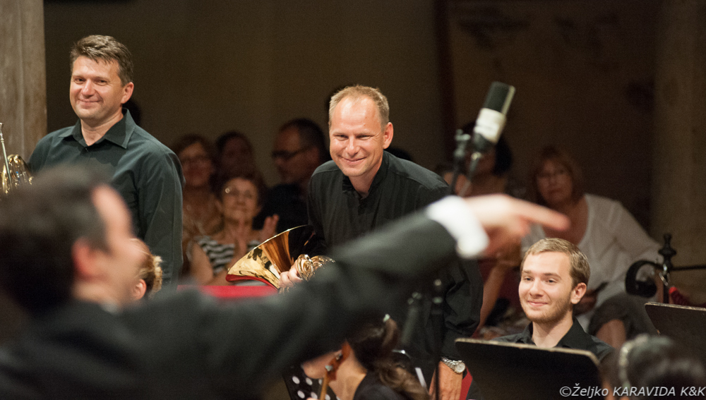 55. Glazbene večeri u Sv. Donatu: Koncert Zadarskog komornog orkestra i Romana Simovića, foto: Željko Karavida 55. Glazbene večeri u Sv. Donatu: Koncert Zadarskog komornog orkestra i Romana Simovića, foto: Željko Karavida