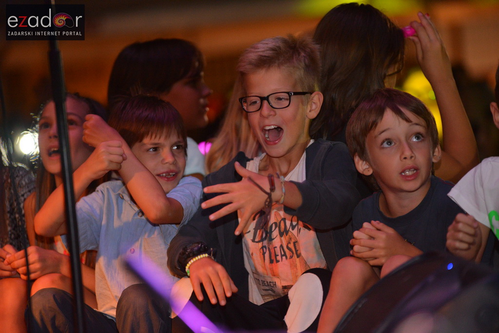 Stanarska fešta 2017: Mladen Grdović i Ivica Sikirić Ićo raspjevali Stanarce i njihove goste Stanarska fešta 2017: Mladen Grdović i Ivica Sikirić Ićo raspjevali Stanarce i njihove goste