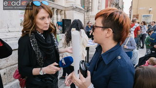 Prosvjedni skup roditelja protiv politike obaveznog cijepljenja Prosvjedni skup roditelja protiv politike obaveznog cijepljenja