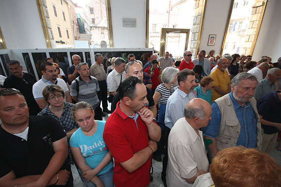 Izložba crteža i skulptura Zvonka Govorčina, foto: S. Čuka Izložba crteža i skulptura Zvonka Govorčina, foto: S. Čuka