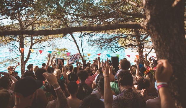 Na Love International festival u Tisnom dolaze Four Tet, Floating Points, Hunee, Bicep