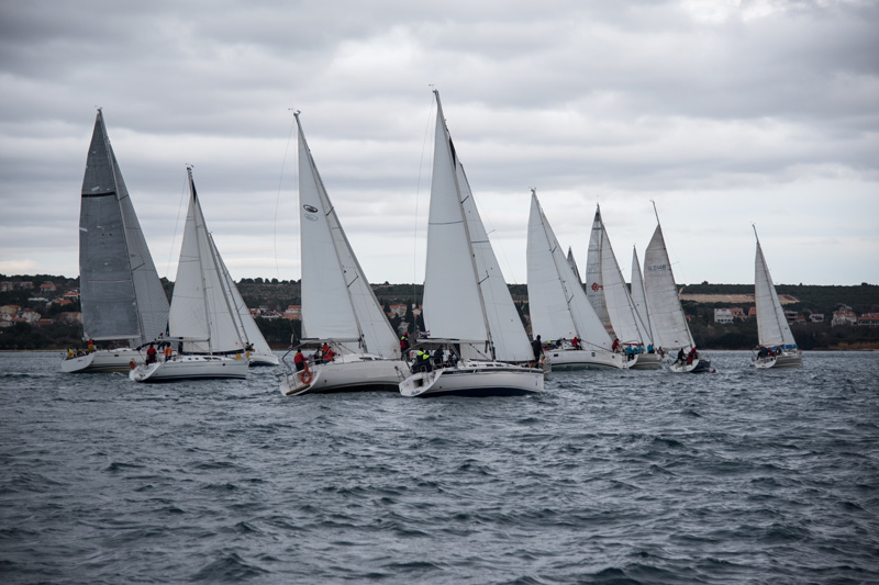 Karnevalska regata u Biogradu, foto-Vinko Pesic