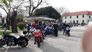 Bajkeri Dalmacije na blagoslovu motora u Biogradu na moru