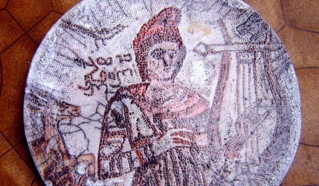 Orfej i muze Zvonimira Jurića u ninskoj galeriji