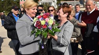 Predsjednica Grabar Kitarović posjetila otok Molat. Foto: Dino Stanin/PIXSELL