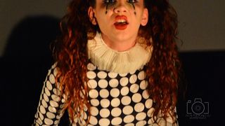 Dragon teatar- “POE – Nikad više”, foto: Iva Perinčić Dragon teatar- “POE – Nikad više”, foto: Iva Perinčić