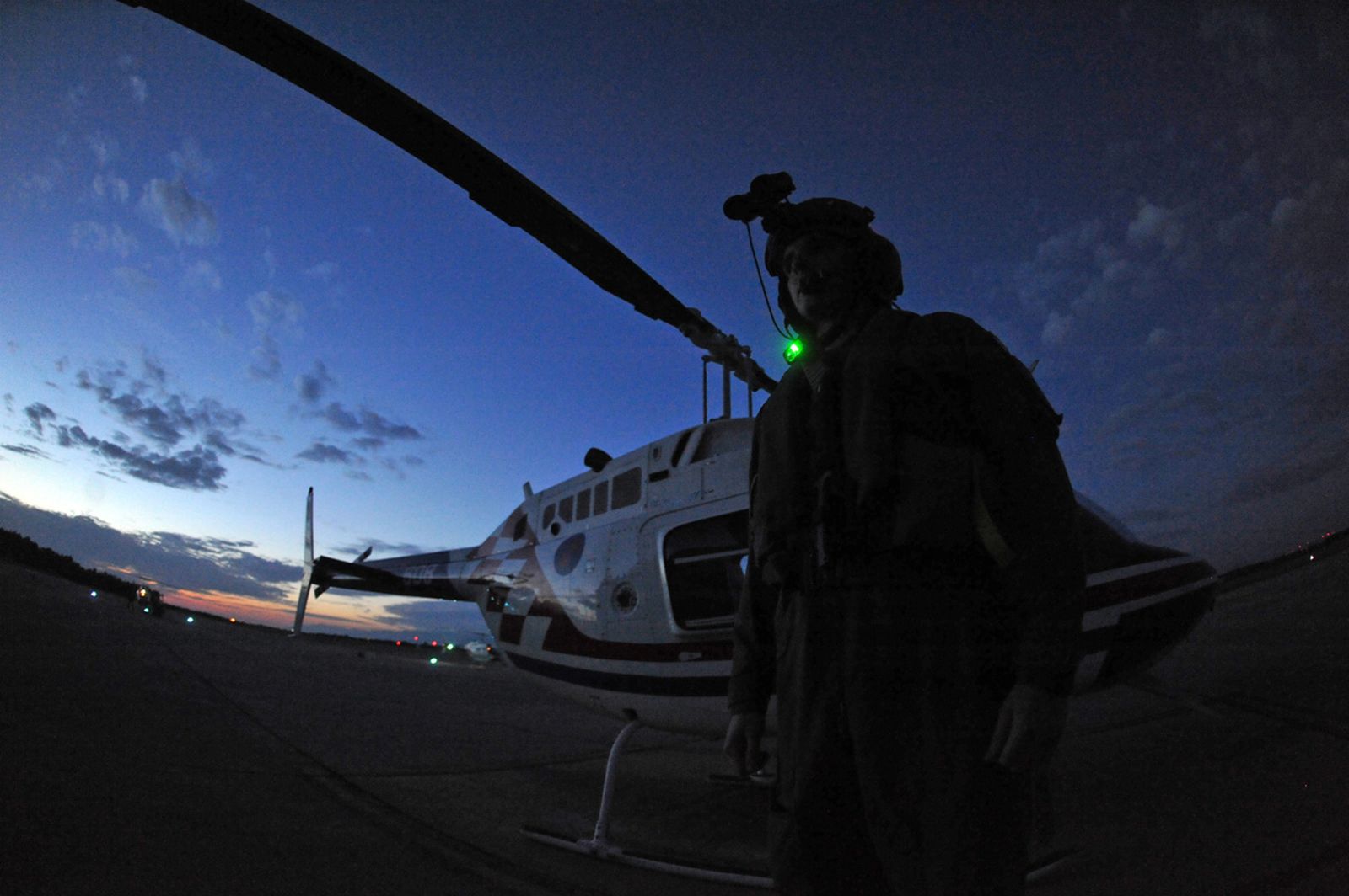 Završena obuka i trenaža noćnog letenja u eskadrili helikoptera. Foto: T. Brandt/MORH