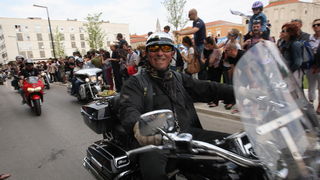 Zadar, 280511.
Odrzana je parada Harley Davidson motora izmedju Zadra i Biograda u kojoj je sudjelovalo vise tisuca motora.
Na slici: detalj s parade.
Foto: Vladimir Ivanov / CROPIX Zadar, 280511.
Odrzana je parada Harley Davidson motora izmedju Zadra i Biograda u kojoj je sudjelovalo vise tisuca motora.
Na slici: detalj s parade.
Foto: Vladimir Ivanov / CROPIX