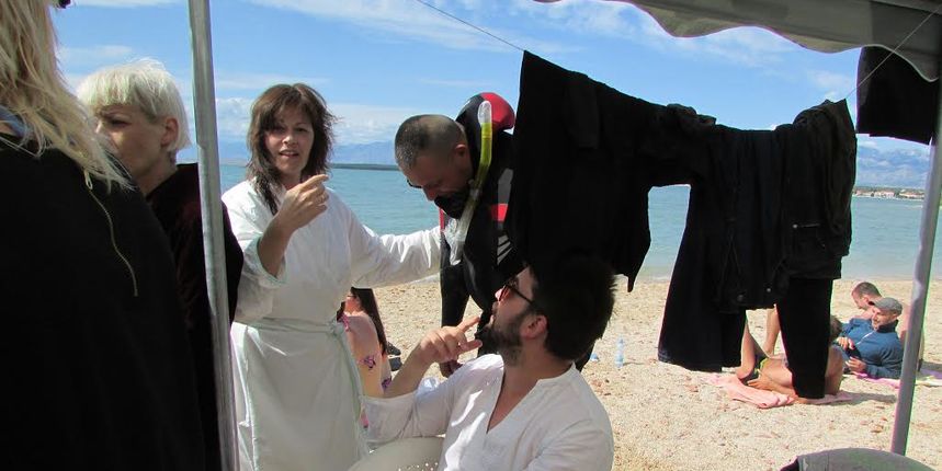 Tamara Šoletić na snimanju filma “Plaža” Gorana Škofića na plaži Prodorica kod Nina