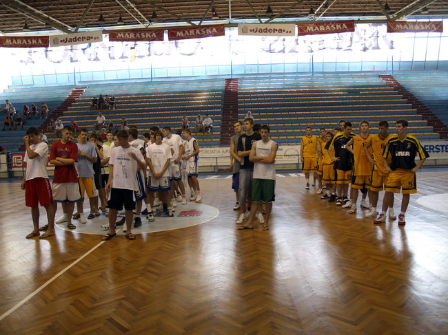 Podjela pehara i medalja, 4. Memorijalni turnir “Tomislav Knezevic”, Zadar 30.8.2008.