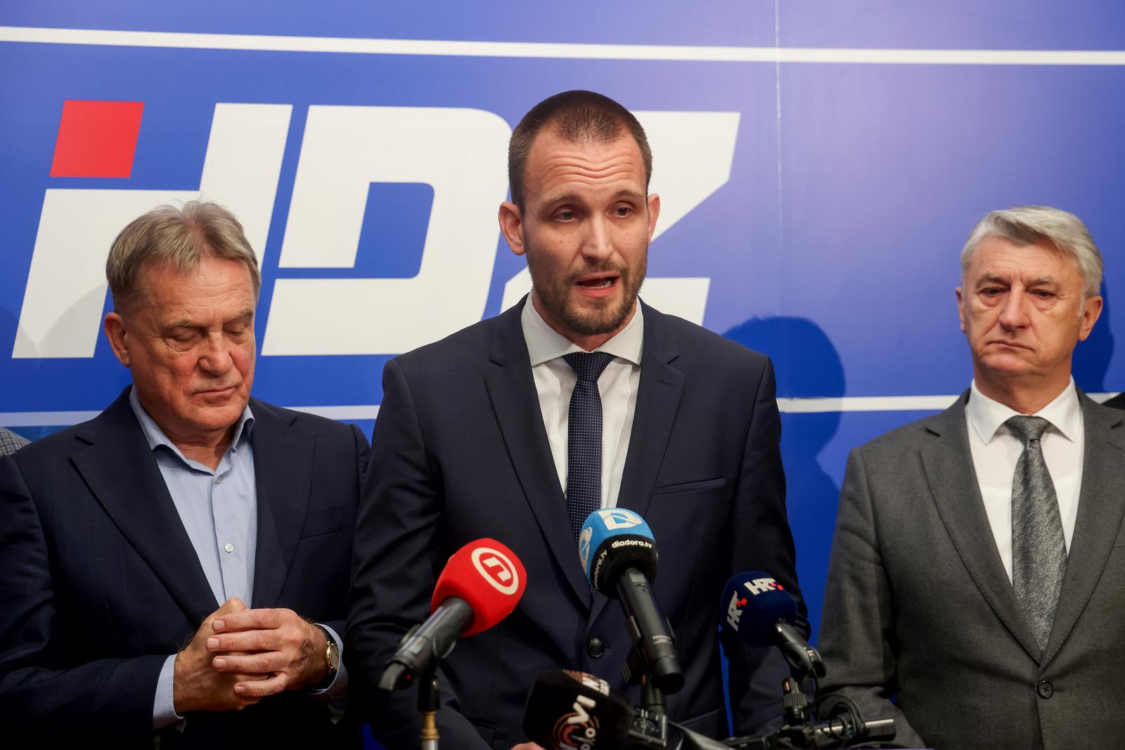 HDZ Zadarske županije i grada Zadra ususret izborima održao pressicu HDZ Zadarske županije i grada Zadra ususret izborima održao pressicu