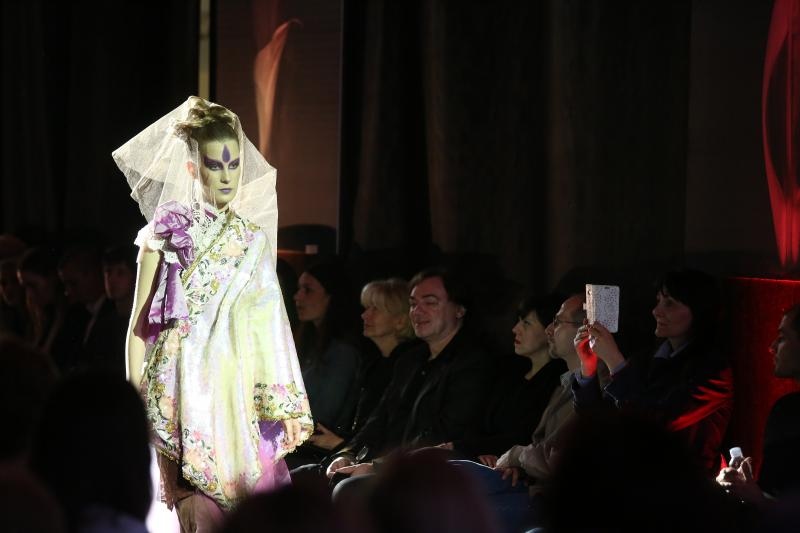 Toyota Fashion week prva večer održana je u ponedjeljak navečer u zagrebačkom Kaptol centru i predstavila zanimljive ideje dizajnera Toyota Fashion week prva večer održana je u ponedjeljak navečer u zagrebačkom Kaptol centru i predstavila zanimljive ideje dizajnera