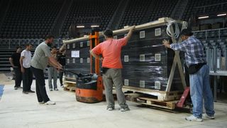 Podizanje semafora u novoj dvorani SC Visnjik Podizanje semafora u novoj dvorani SC Visnjik