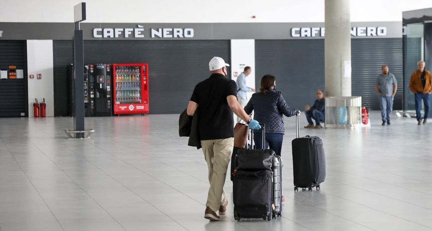 Aerodrom, putnici Aerodrom, putnici