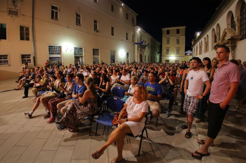 17.07.2013., Zadar – Na Poljani Sime Budinica odrzan je koncert Simon Marlowa i Jazz orkestra HRT-a. Photo: Filip Brala/PIXSELL 17.07.2013., Zadar – Na Poljani Sime Budinica odrzan je koncert Simon Marlowa i Jazz orkestra HRT-a. Photo: Filip Brala/PIXSELL