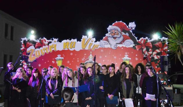 Vir: Druženje virske djece sa Svetim Nikolom