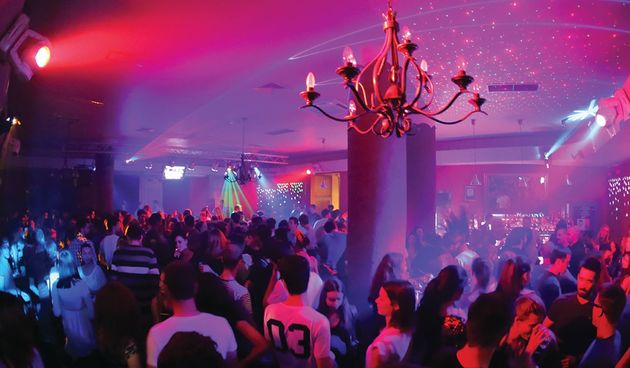 U Q-Baru “Bijelo dugme tribute band”