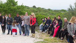 Misa na ostacima crkve na Petrini, foto: Leo Banić Misa na ostacima crkve na Petrini, foto: Leo Banić