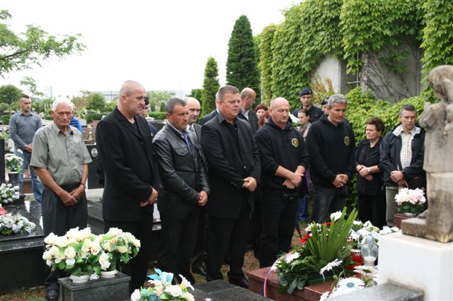 Udruga specijalaca domovinskog rata “Poskoci” Zadar obilježila je 20. obljetnicu pogiblje Svete Denona, pripadnika Specijalne jedinice “Poskoci” Zadar.