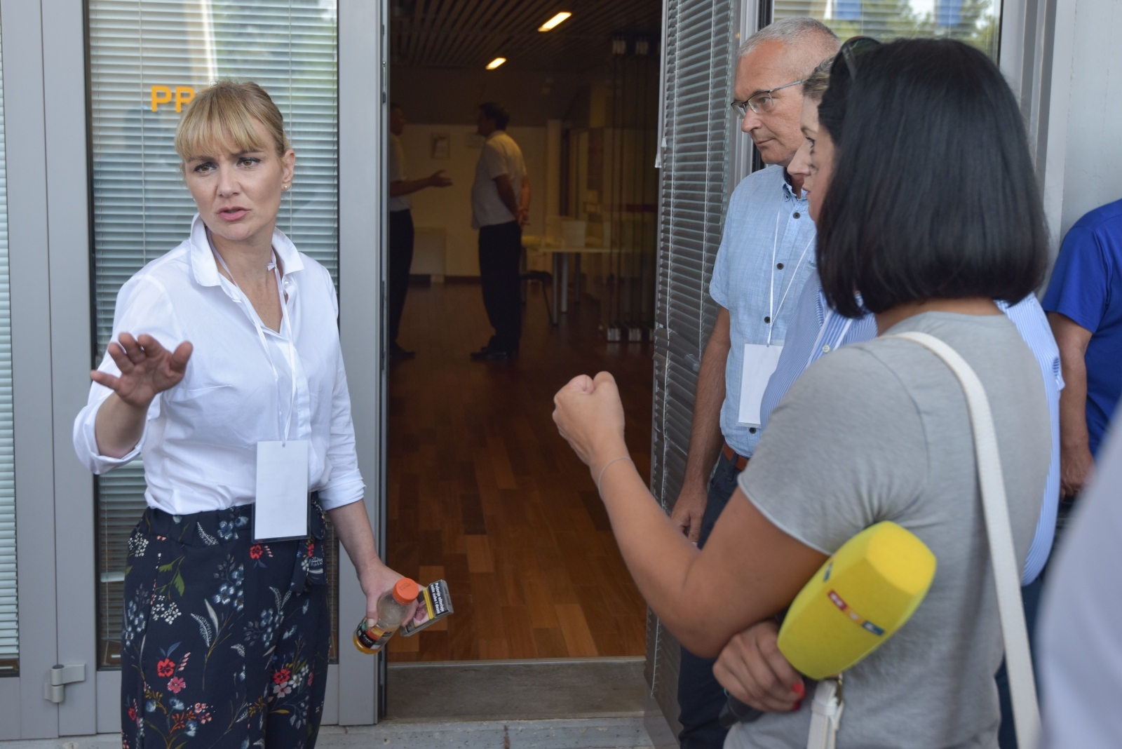 Bruna Esih u Zadru izabrana za predsjednicu Neovisnih za Hrvatsku Bruna Esih u Zadru izabrana za predsjednicu Neovisnih za Hrvatsku