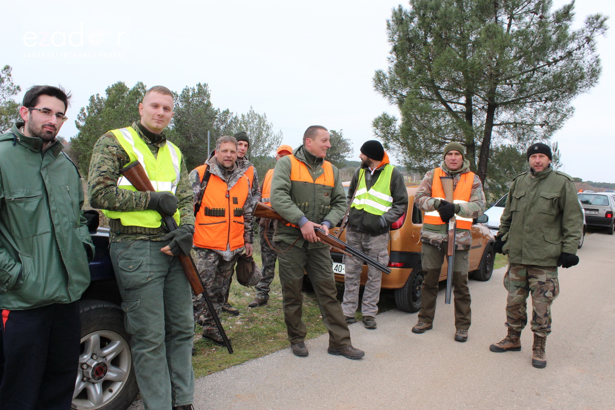 Lovci “Diane” kod Crnog odstrijelili  trinaest lisica i osam čagljeva