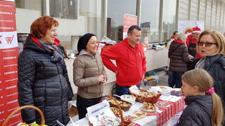 Turopoljsko srce srcu Zadra: Buševačke delicije i folklorni program na Forumu