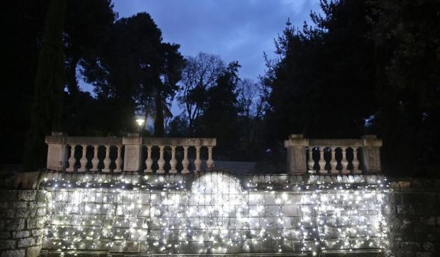 Adventsko uređenje perivoja Jelene Madijevke i trga Petra Zoranića, foto: Filip Brala/PIXSELL