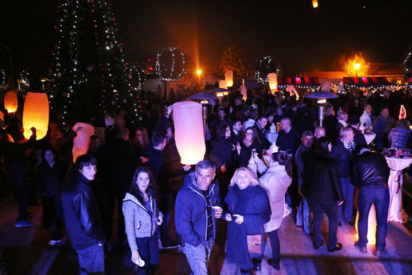 Vir: Božićna fešta uz Dražena Zečića Zeku Vir: Božićna fešta uz Dražena Zečića Zeku