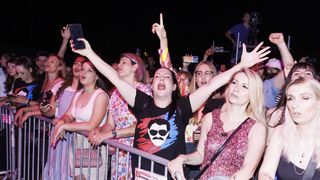 Mišo Kovač i prijatelji na Starom placu u Splitu Mišo Kovač i prijatelji na Starom placu u Splitu