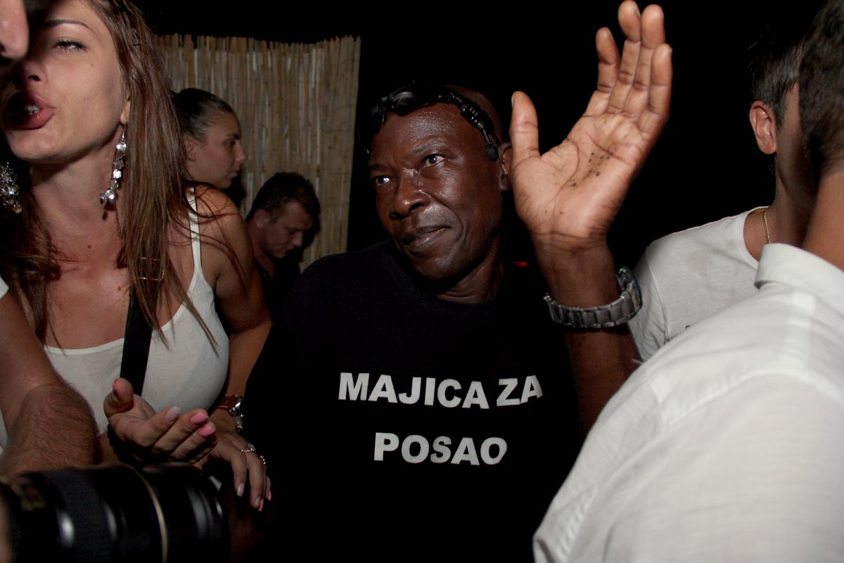 Vagabundo bar Vir: After party uz grupu Magazin, foto: Iva Perinčić Vagabundo bar Vir: After party uz grupu Magazin, foto: Iva Perinčić