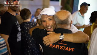 Svečani doček svjetskih prvaka Mihovila i Šime Fantele na Narodnom trgu Svečani doček svjetskih prvaka Mihovila i Šime Fantele na Narodnom trgu