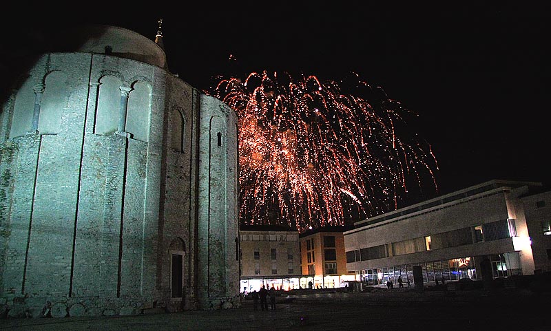 Novogodišnji vatromet u Zadru 2009. (foto: Marin Gospić)