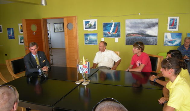 Veleposlanik Blunt posjetio zadarske jedriličare