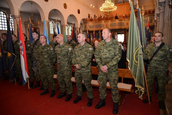 Svečani mimohod postrojbi u povodu proslave 23. obljetnice VRO Maslenica. Foto: Iva Perinčić