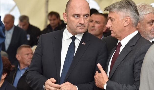 Zadar – Tomislav Karamarko predsjednik HDZ-a na proslavi dana obrane grada Zadra u Dracevcu. Prisustvovali su i Bozidar Kalmeta, Milijan Brkic i Mladen Fuzul. Photo: Hrvoje Jelavic/PIXSELL