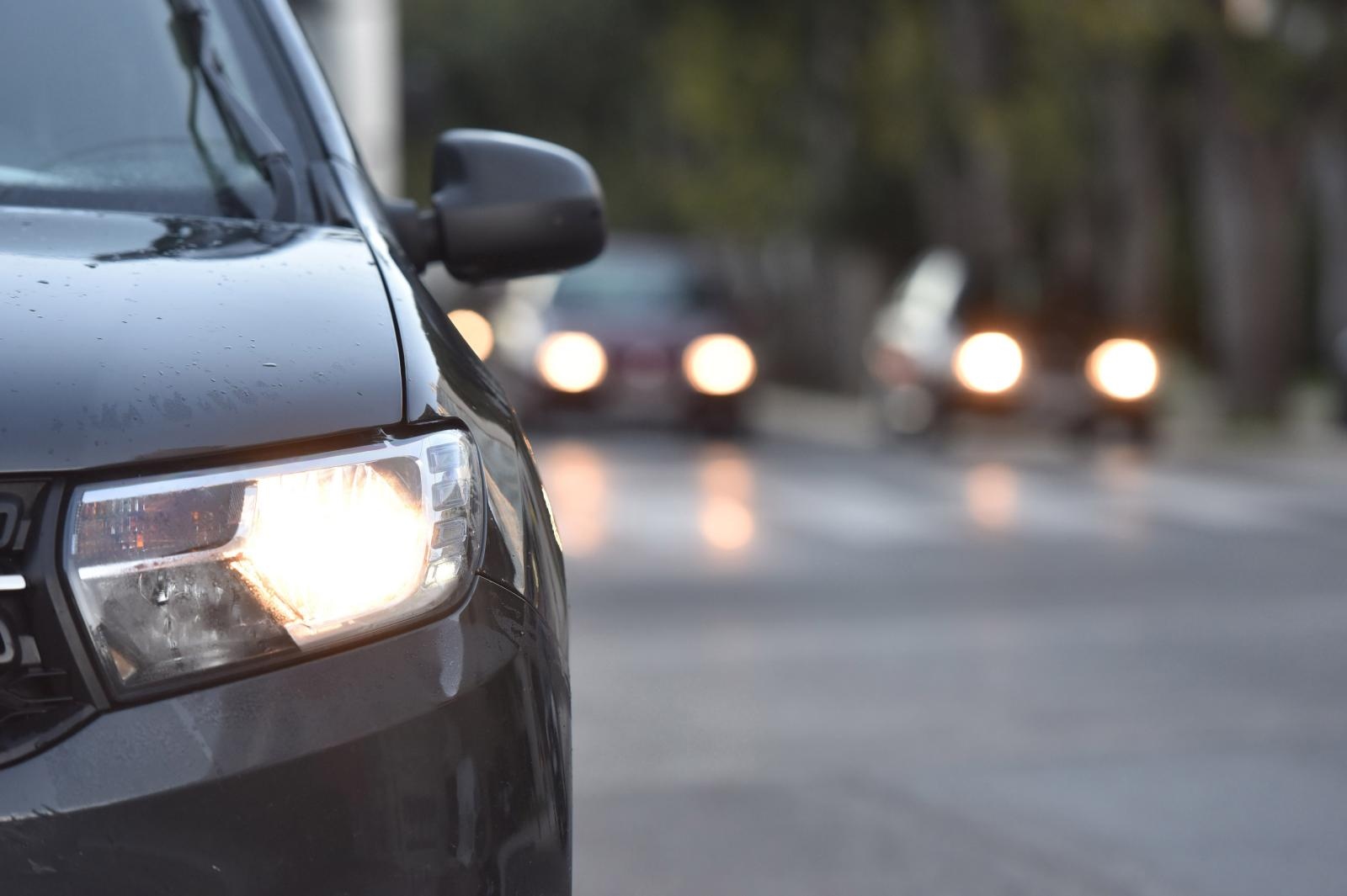 Od danas obvezna svjetla na automobilima u cestovnom prometu