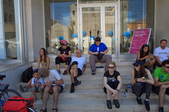 Image 892631 (auto) Image 892631 (auto)